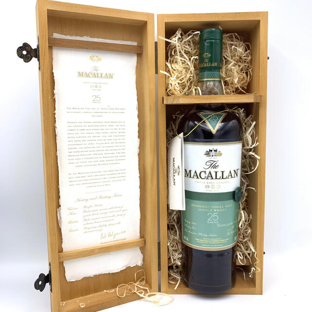 新品】ザ・マッカラン・ファインオーク 25年 700ml 新品】ザ・マッカラン・ファインオーク 25年 700ml