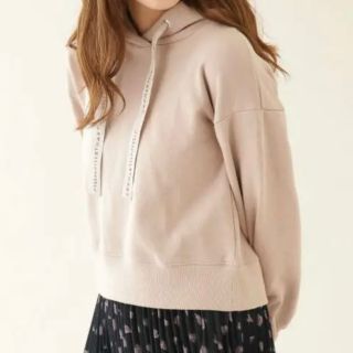 ジルバイジルスチュアート(JILL by JILLSTUART)のショートパーカー(パーカー)