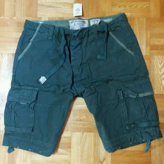 アバクロンビーアンドフィッチ(Abercrombie&Fitch)の最安【32】新品アバクロショートパンツ(ショートパンツ)