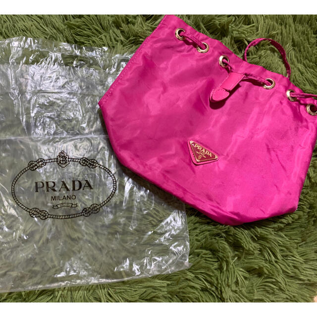 PRADA 巾着ポーチバッグ