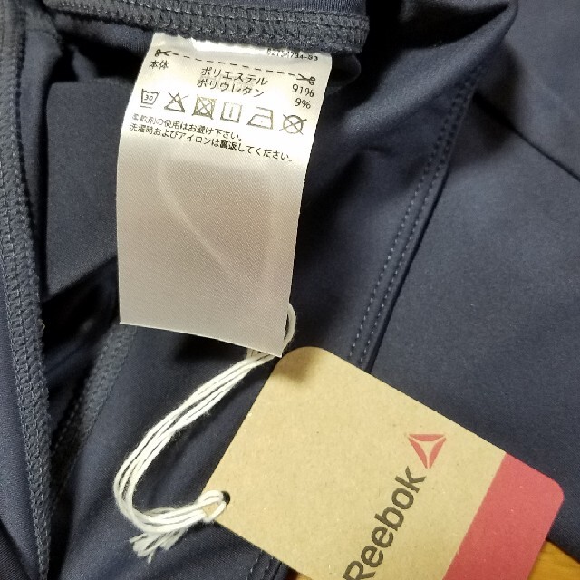 Reebok(リーボック)の新品未使用　Reebok　レギンス レディースのレッグウェア(レギンス/スパッツ)の商品写真