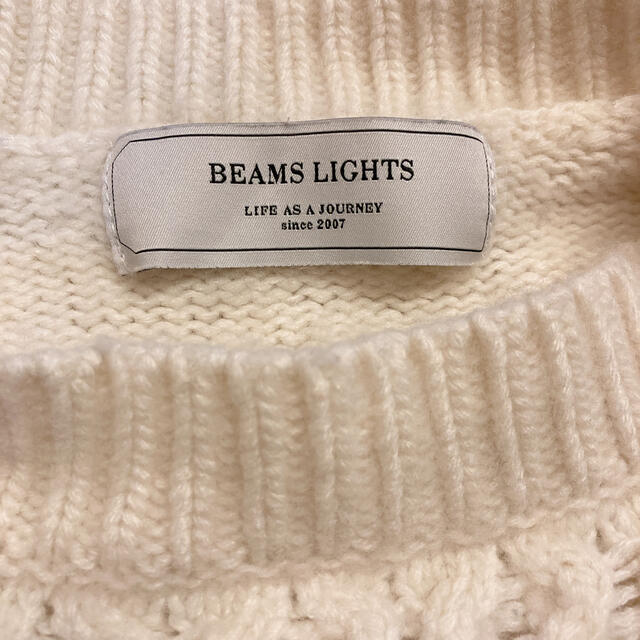 BEAMS(ビームス)のBEAMS LIGHTS /  袖ケーブル ニット　ホワイト　白　セーター レディースのトップス(ニット/セーター)の商品写真
