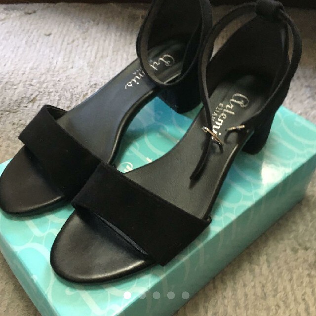 DIANA(ダイアナ)のアルテミスバイダイアナ サンダル 黒 ブラック レディースの靴/シューズ(サンダル)の商品写真