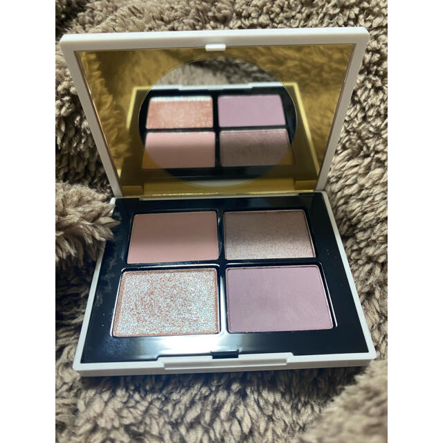 NARS(ナーズ)のNARS クワッドアイシャドウ 00123 コスメ/美容のベースメイク/化粧品(アイシャドウ)の商品写真