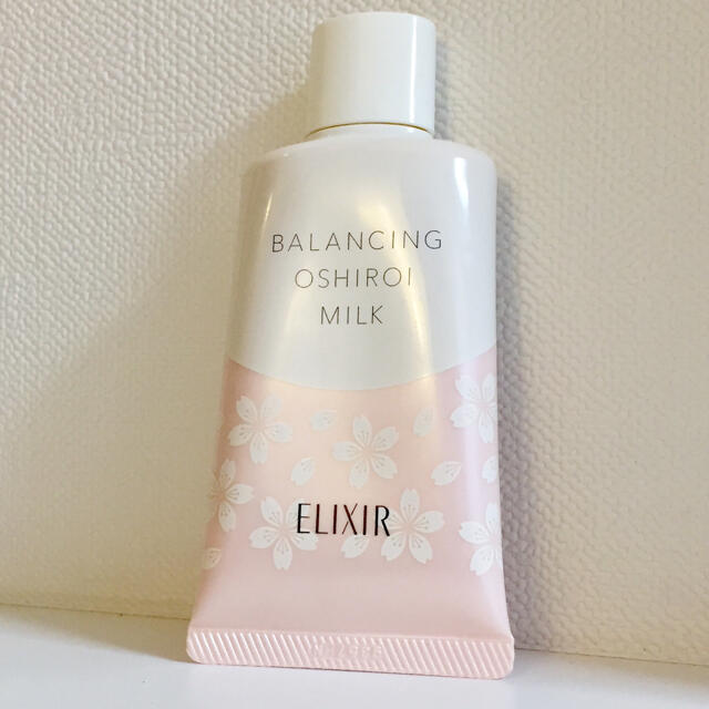 ELIXIR(エリクシール)のエリクシールルフレ バランシングおしろいミルク S コスメ/美容のベースメイク/化粧品(化粧下地)の商品写真