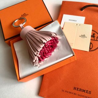 Hermes - 新品 HERMES カルメン♡トリコロール♡ローズサクラ レア ...