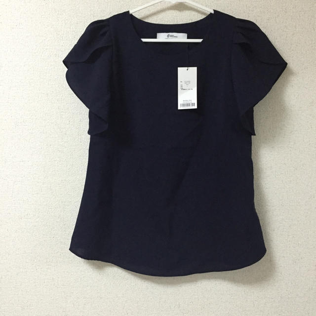 CHILDHOOD(チャイルドフッド)のDHOLICパフフリルトップス レディースのトップス(Tシャツ(長袖/七分))の商品写真