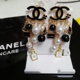 シャネル(CHANEL)のCHANEL　シャネル　ピアス　ノベルティ(ピアス)