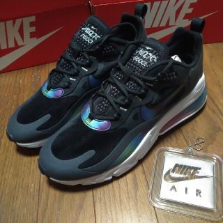 ナイキ(NIKE)のエアーマックス270(スニーカー)