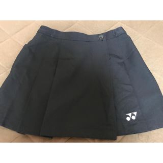 ヨネックス(YONEX)のYONEX 黒スコート(ウェア)