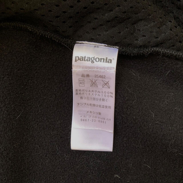 patagonia(パタゴニア)のパタゴニア　フリース　シンチラフーディ　ブラック メンズのトップス(パーカー)の商品写真