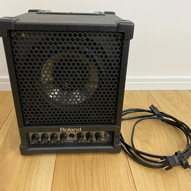 Roland cube monitor CM-30