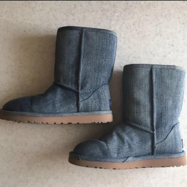 美品 UGG アグ クラシックショート ウォッシュドデニム