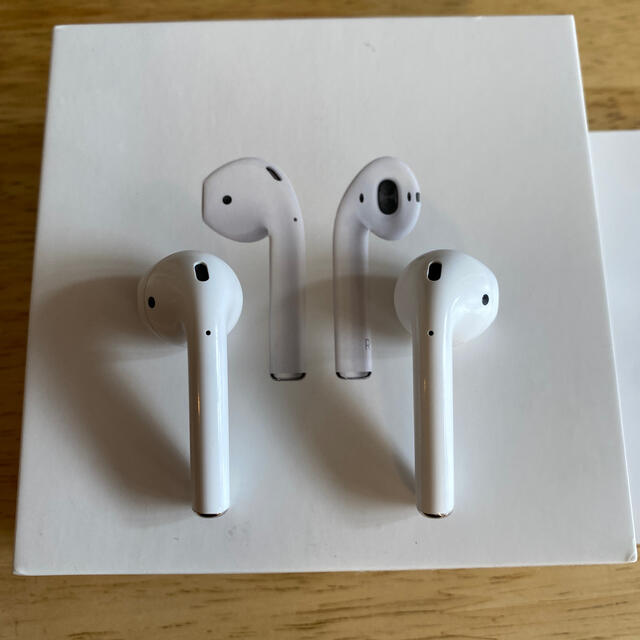 【美品】AirPods 第一世代　イヤホンと箱のみ