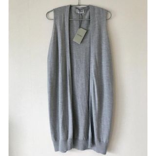 ジョンスメドレー(JOHN SMEDLEY)の【新品・未使用】ジョン・スメドレー　JOHN SMEDLEY ジレ(カーディガン)