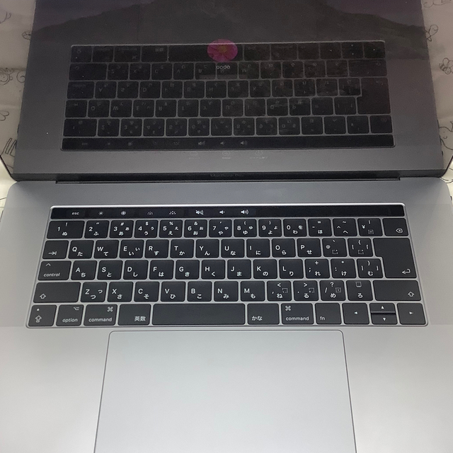 Corei7メモリ極美品MacBook pro 15inch 2017 MPTR2J/Aおまけ多数