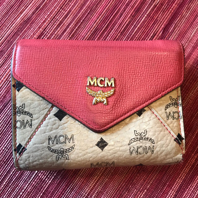 MCM(エムシーエム)のMCM 三つ折り財布 レディースのファッション小物(財布)の商品写真