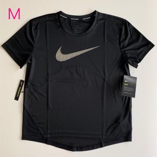 ナイキ(NIKE)の新品★ ナイキ ★ 半袖Tシャツ  ドライフィット ★ レディース  Mサイズ(トレーニング用品)