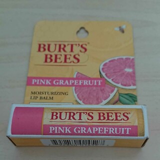 バーツビーズ(BURT'S BEES)の未使用・未開封 Burt's Beesリップクリーム グレープフルーツ(リップケア/リップクリーム)