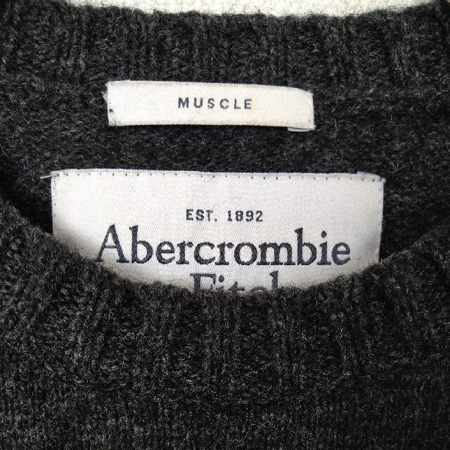 Abercrombie&Fitch(アバクロンビーアンドフィッチ)の信co様専用　アバクロ　セーター　ウール　グレー　 メンズのトップス(ニット/セーター)の商品写真