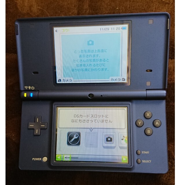 ニンテンドーDS(ニンテンドーDS)のニンテンドー DSi 本体 ソフト3個 セット エンタメ/ホビーのゲームソフト/ゲーム機本体(携帯用ゲーム機本体)の商品写真