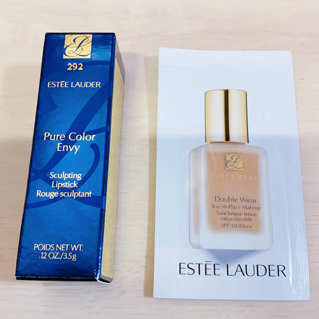 Estee Lauder(エスティローダー)の新品　エスティローダー　リップ292 コフレセット　クリスマスコフレ　口紅　 コスメ/美容のキット/セット(コフレ/メイクアップセット)の商品写真