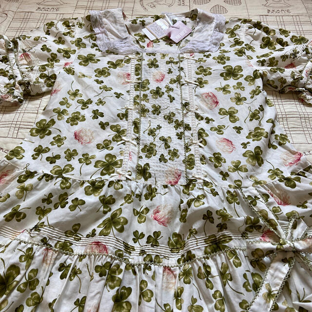 PINK HOUSE - 新品❣️ピンクハウス❣️クローバー☘️とお花