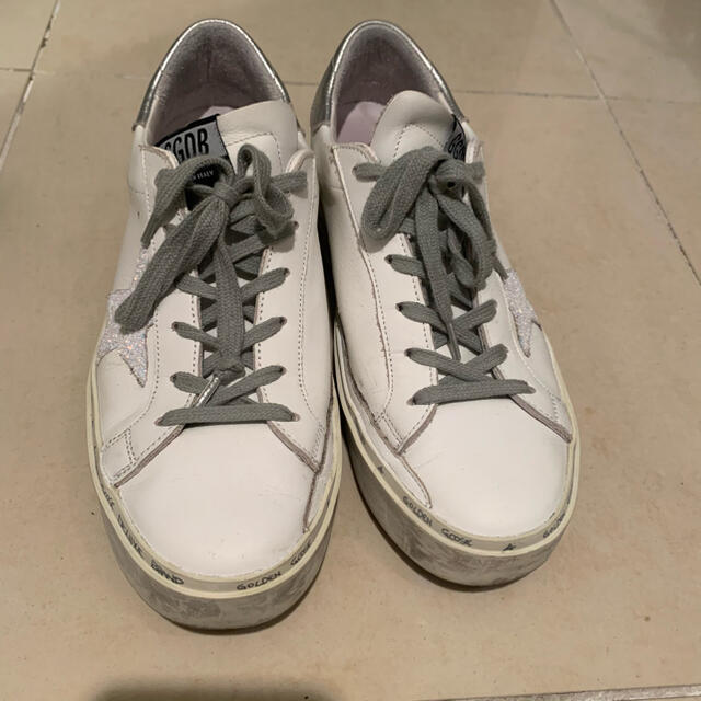 GOLDEN GOOSE(ゴールデングース)のゴールデングース　スニーカー　38 レディースの靴/シューズ(スニーカー)の商品写真