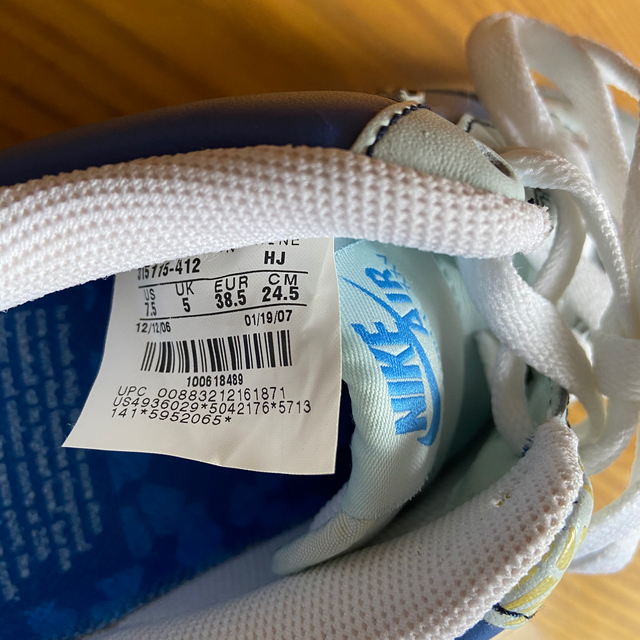 NIKE(ナイキ)のスニーカ レディースの靴/シューズ(スニーカー)の商品写真