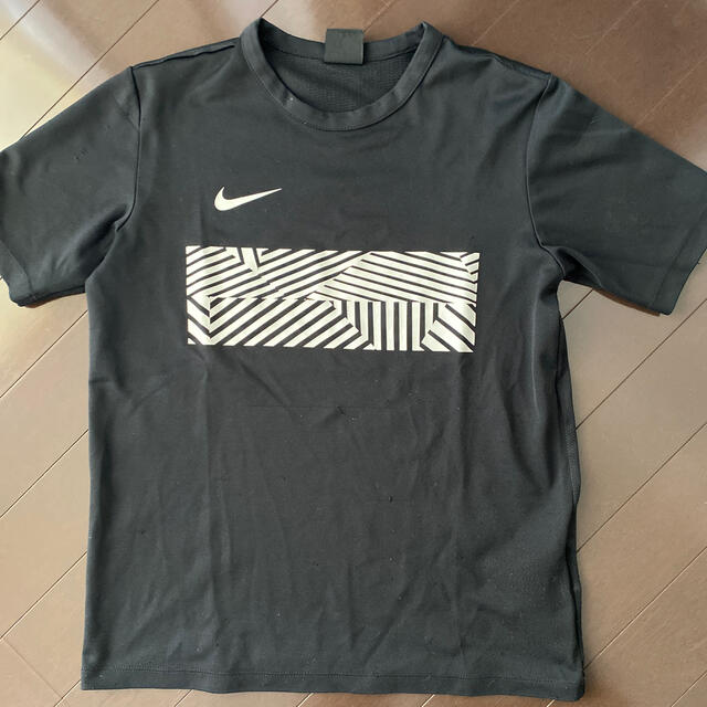 NIKE(ナイキ)のナイキアディダス150Tシャツ キッズ/ベビー/マタニティのキッズ服男の子用(90cm~)(Tシャツ/カットソー)の商品写真