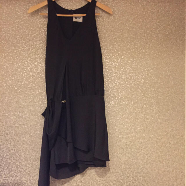 ACNE - ACNE 黒 ノースリーブ ワンピースの通販 by クローゼット整理 ...