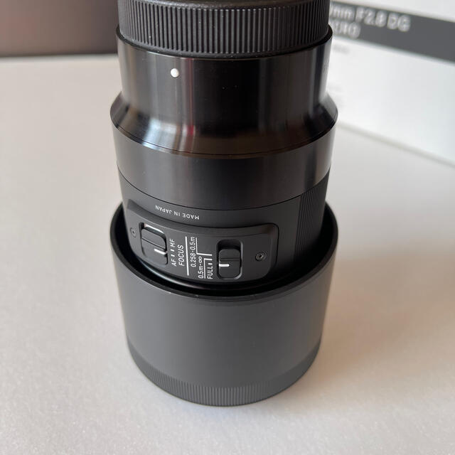 SIGMA(シグマ)のSIGMA 70mm F2.8 DG MACRO Sony E-mount スマホ/家電/カメラのカメラ(レンズ(単焦点))の商品写真