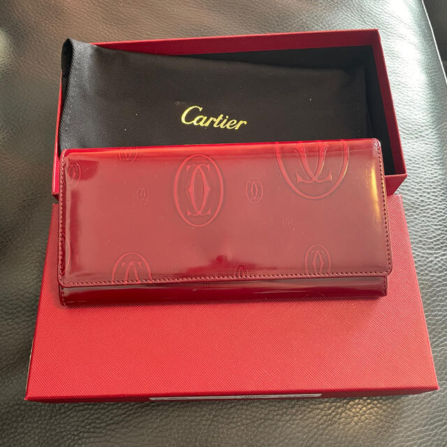 Cartier(カルティエ)のカルティエ　長財布 レディースのファッション小物(財布)の商品写真