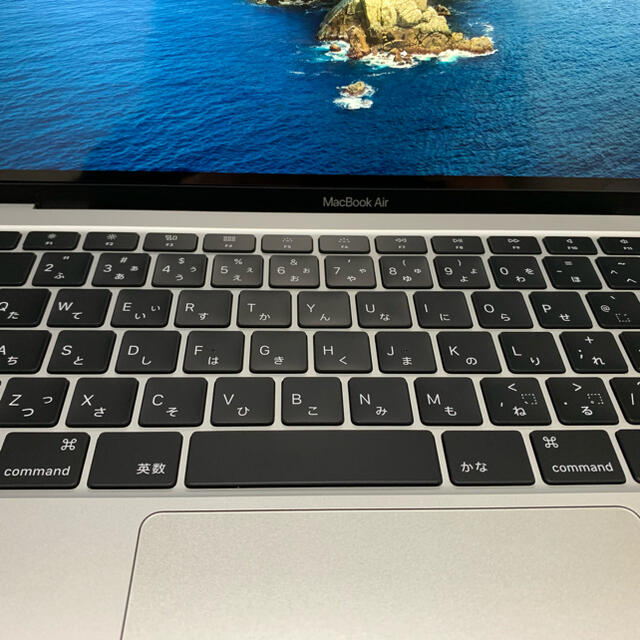 Mac (Apple)(マック)のMacBook Air 2020 Core i5モデル スマホ/家電/カメラのPC/タブレット(ノートPC)の商品写真