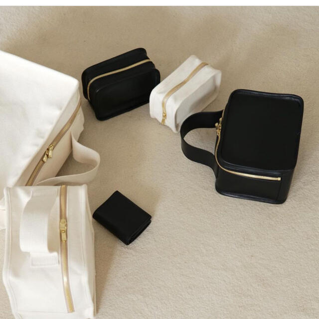 lifestylist レザー ミニブックバッグ Mini Book Bag lifestylist レザー ミニブックバッグ Mini Book Bag