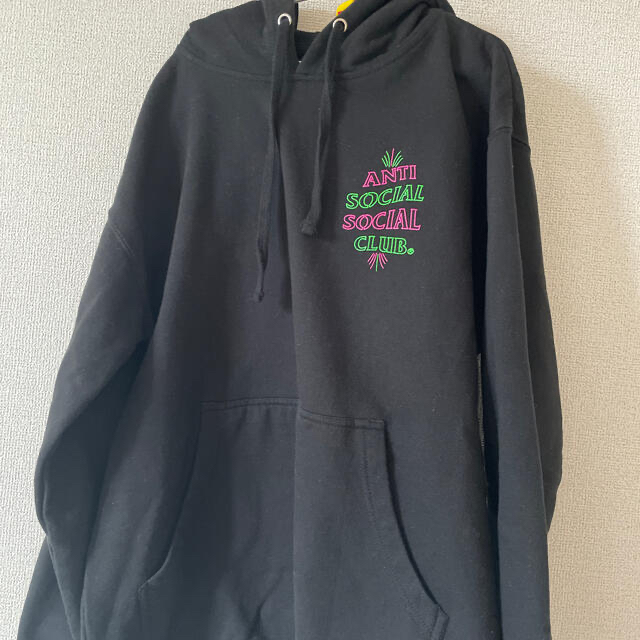 ANTI SOCIAL SOCIAL CLUB(アンチソーシャルソーシャルクラブ)のANTISOCIALSOCIALCLUB パーカー メンズのトップス(パーカー)の商品写真