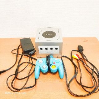 ニンテンドーゲームキューブ(ニンテンドーゲームキューブ)のニンテンドーゲームキューブ本体(家庭用ゲーム機本体)