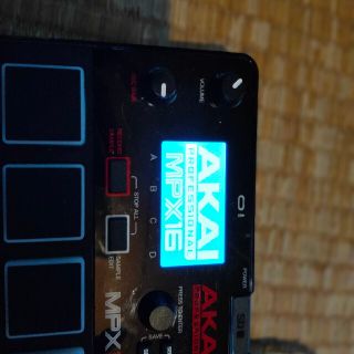 AKAI MPX16 16Padサンプラーの通販 by つよぽん's shop｜ラクマ