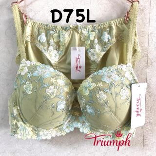 トリンプ(Triumph)のトリンプ AC003 ブラ、ショーツセットD75L(ブラ&ショーツセット)