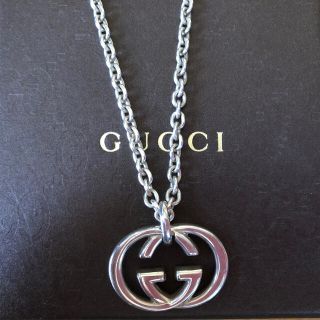 グッチ(Gucci)のGUCCIネックレス(ネックレス)