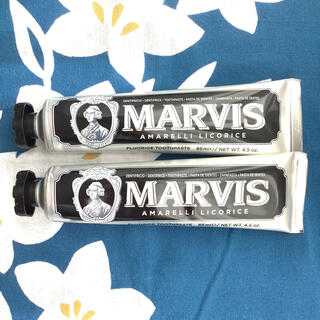 マービス(MARVIS)の値下 MARVIS マービスリコラスミント 85ml 2本 新品未使用☆匿名発送(歯磨き粉)