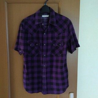 メンズ 黒紫チェック 半袖シャツ Mサイズ(シャツ)