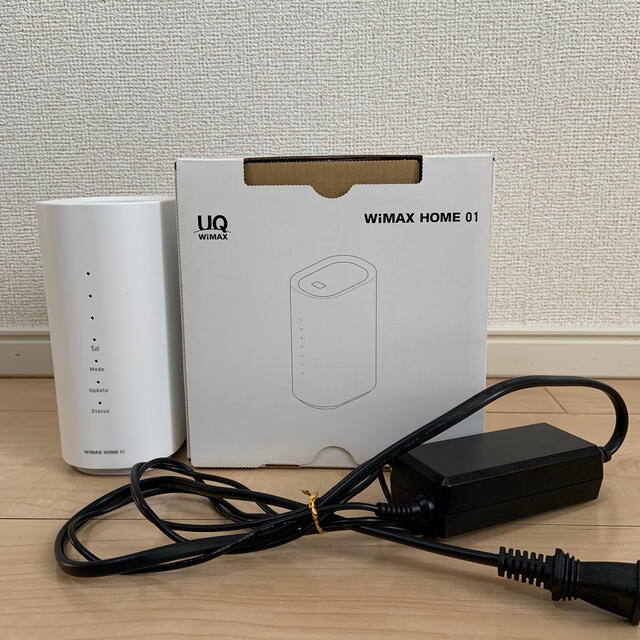 au(エーユー)のWiMAX HOME 01 スマホ/家電/カメラのPC/タブレット(PC周辺機器)の商品写真