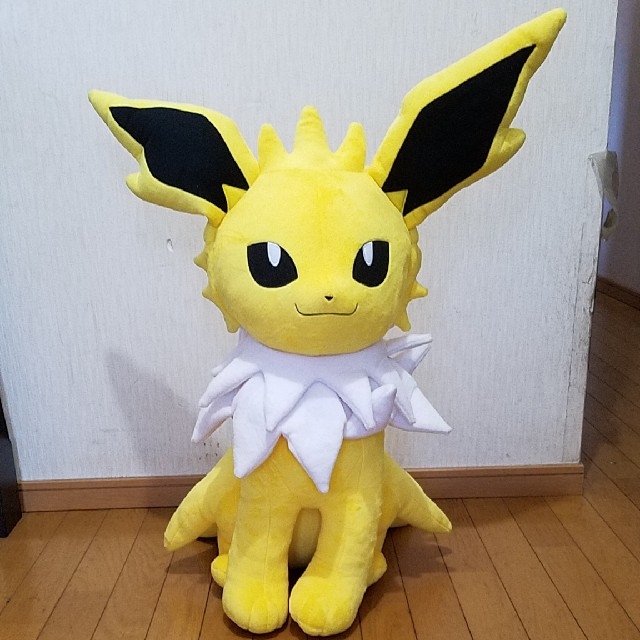 ポケモン　等身大サンダースぬいぐるみ