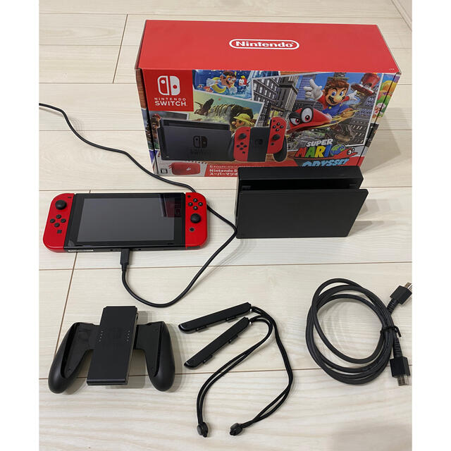 任天堂Switch 本体 マリオオデッセイ化粧箱 コントローラージャンク品