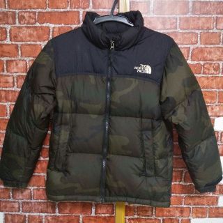 ザノースフェイス(THE NORTH FACE)の値下げノースフェイス　ダウンジャケット　迷彩柄　140(ジャケット/上着)