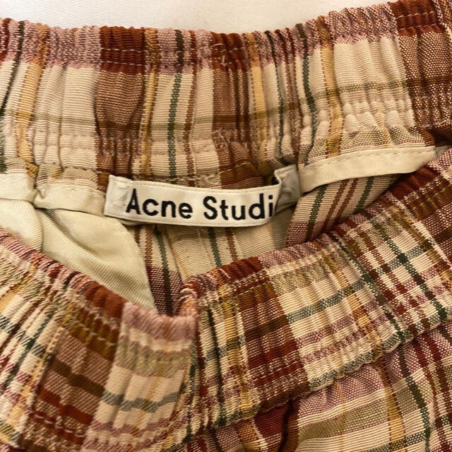 ACNE(アクネ)のAcne Studios チェックパンツ レディースのパンツ(カジュアルパンツ)の商品写真