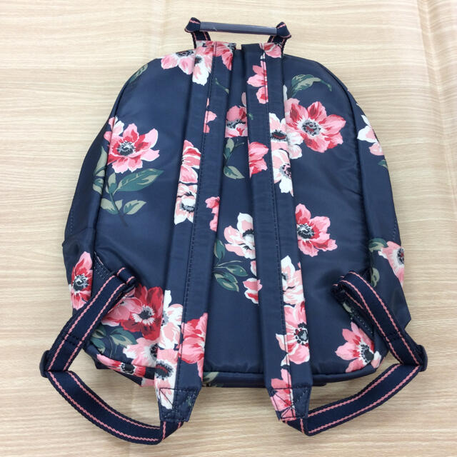 Cath Kidston(キャスキッドソン)の【新品】Cathkidston 花柄リュック 02MN1129299 キッズ/ベビー/マタニティのこども用バッグ(リュックサック)の商品写真