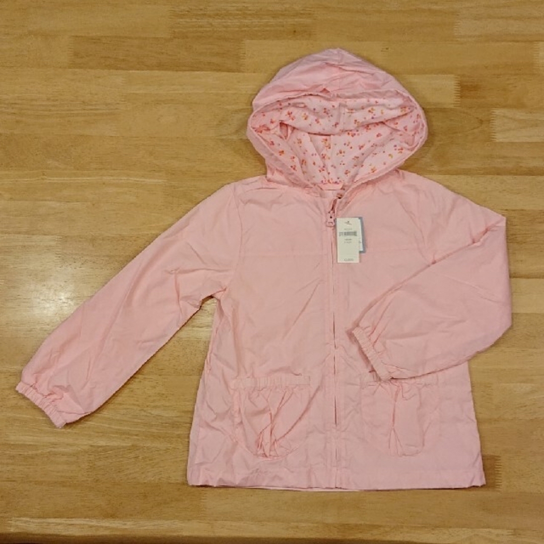 babyGAP(ベビーギャップ)のウインドブレーカー キッズ/ベビー/マタニティのキッズ服女の子用(90cm~)(ジャケット/上着)の商品写真