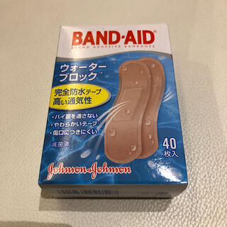 バンドエイド　BAND-AID ウォーターブロック スタンダードサイズ40枚入(日用品/生活雑貨)